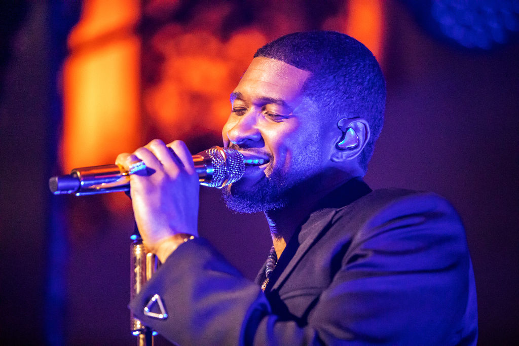 As the new show marks Usher's return to his Sin City takeover, the offering will come with improvements and signature Usher entertainment. Usher went viral when he first dropped his Ush Bucks personalized Vegas money, and while the currency won't be accepted at any of the Vegas casinos, there are tons of surprises to look forward to, for instance, when Kevin Hart hopped on stage with him during his set.